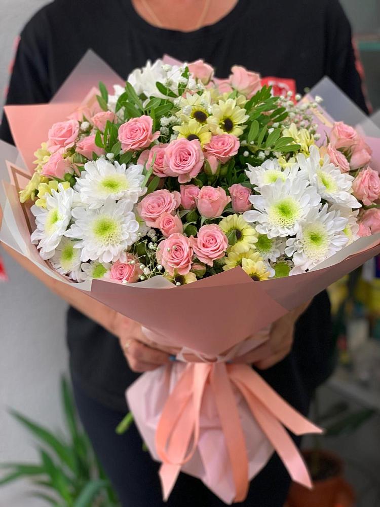 Букет цветов из: Розы и Хризантемы в Баляге