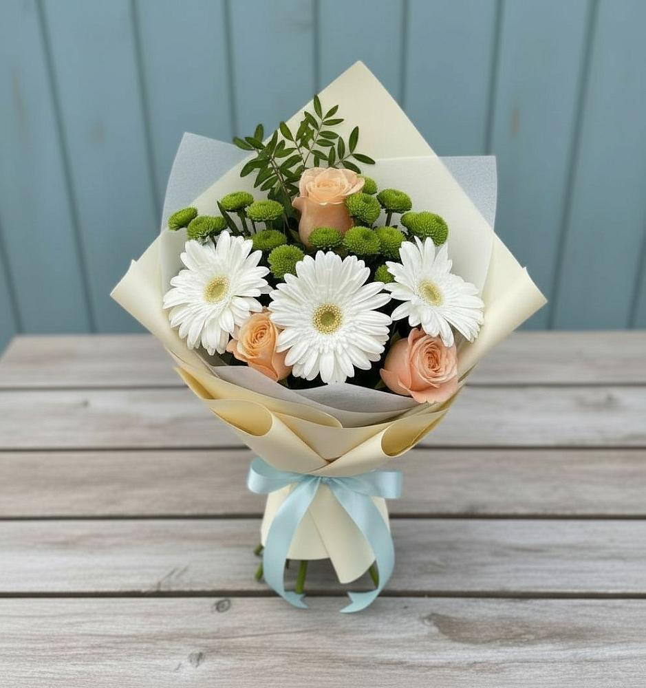 Букет герберы и розы в Баляге Букет цветов из: Герберы, Розы и Хризантемы в Баляге